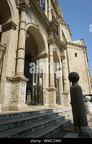 Chiesa di San Michele - la chiesa barocca di San Michele nel quartiere Stampace di Cagliari, Sardegna Foto Stock