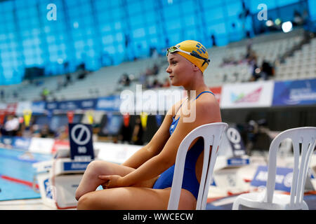 In Svezia il Lina Watz durante la sessione di riscaldamento durante il giorno sette del mondo Para Nuoto Campionati di Allianz a Londra centro acquatico, Londra. Foto Stock