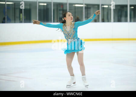 Toronto, Canada. Xiii Sep, 2019. €Rika Kihira (JPN) Pattinaggio di figura : 2019 Skate Canada autunno classiche internazionali della donna pratica a sedici miglia di complessi sportivi a Toronto in Canada . Credito: Giovanni Osada AFLO/sport/Alamy Live News Foto Stock