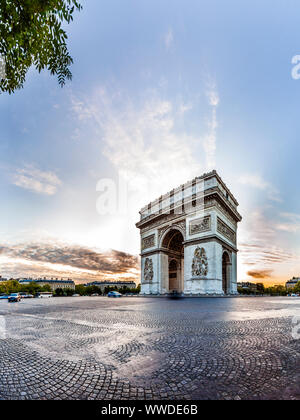 Parigi Arco di Trionfo l'Arc de Triomphe de l'Etoile, Francia Foto Stock