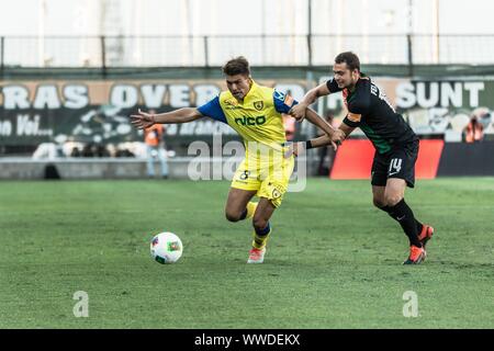 JACOPO SEGRE DEL CHIEVO VERONA vanificata da GIAN FILIPPO FELICIOLI DI VENZIA FC durante Venezia Vs Chievo , Venezia, Italia, 14 set 2019, calcio Itali Foto Stock