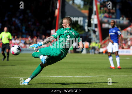 Bournemouth, Regno Unito. Xv Sep, 2019. La Giordania Pickford di Everton durante il match di Premier League tra Bournemouth e Everton presso la vitalità Stadium, Bournemouth, Inghilterra il 15 settembre 2019. Foto di Tom Smeeth. Solo uso editoriale, è richiesta una licenza per uso commerciale. Nessun uso in scommesse, giochi o un singolo giocatore/club/league pubblicazioni. Credit: UK Sports Pics Ltd/Alamy Live News Foto Stock