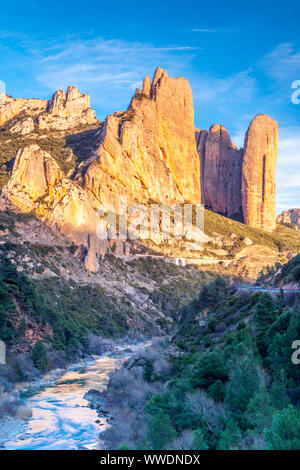 Mallos de Riglos al tramonto, Riglos, La Hoya, Huesca, Spagna Foto Stock