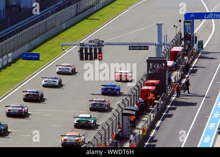 Nurburg, Germania. Xv Sep, 2019. Nuerburg, Germania 13-15 Settembre 2019: DTM Nuerburgring - Gara 2 - 2019 la griglia di partenza | Utilizzo di credito in tutto il mondo: dpa/Alamy Live News Foto Stock