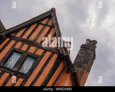 IPSWICH, SUFFOLK, Regno Unito - 11 AGOSTO 2018: Casa a graticcio sulla medievale Silent Street nel centro della città Foto Stock