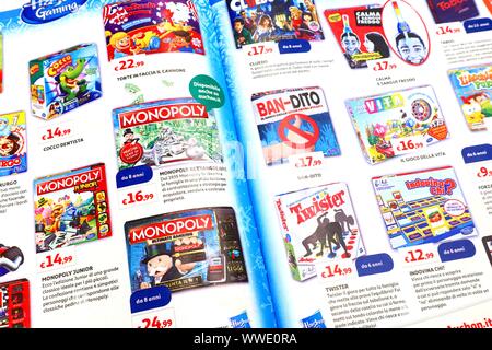 View of a Toy Catalogue Sale Foto Stock