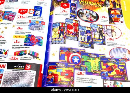 View of a Toy Catalogue Sale Foto Stock