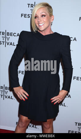 Settembre 14, 2019 Jane Krakowski frequentare Tribeca Festival TV Premiere mondiale di Apple TV Dickinson al Regal Battery Park a New York. Settembre 14, 2019 Credit: RW/MediaPunch Foto Stock