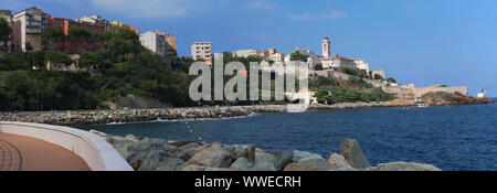 Panorama della città di Bastia e Porto, a nord della Corsica , Francia. Foto Stock