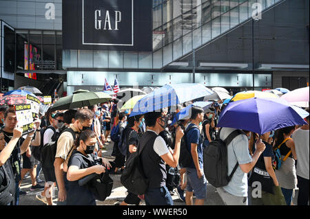 Hong Kong, Hong Kong SAR. Xv Sep, 2019. Nonostante un divieto di polizia, grandi folle è venuto fuori il Domenica, 15 Settembre a Hong Kong per protestare contro il governo. Foto di Thomas Maresca/UPI Credito: UPI/Alamy Live News Foto Stock