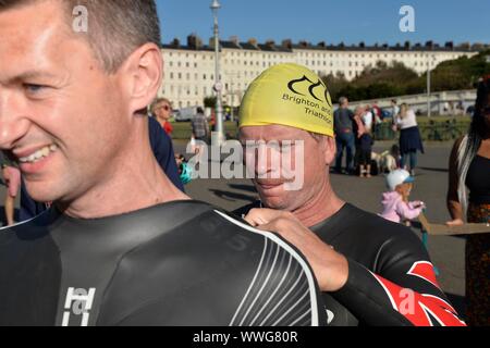 Brighton Triathlon 2019 15/09/2019 il triplo evento di nuoto, ciclismo e running. Foto:Terry Applin Foto Stock