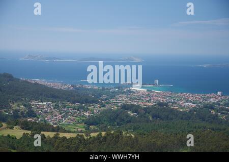 Grande e paesaggio panoramico della città di Vigo in Galizia Spagna Foto Stock