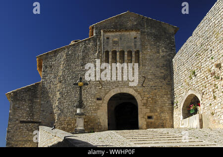 Porta della città di fortificazione, Banon, Francia Foto Stock