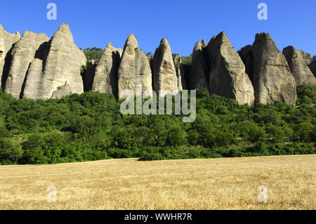 Formazione di roccia Pénitents, Provenza, Francia Foto Stock