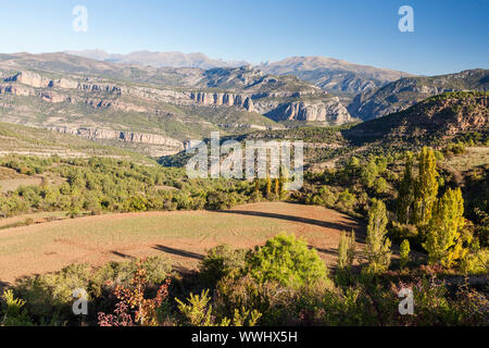 Vista della Serra de Boumort, Pallars Jussà, Pirenei, Lleida, Spagna Foto Stock