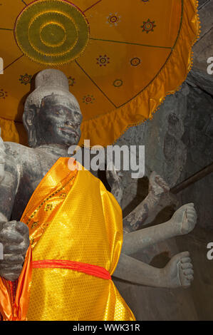 Dio Vishnu con otto armes, Angkor Wat Foto Stock