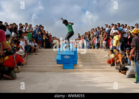 PÓVOA de Varzim, Portogallo - 28 agosto: Ricardo Fonseca durante la seconda fase della nazionale di skateboard a circuito '09/10 sulla luglio 12, 2010 in Póvoa de Foto Stock