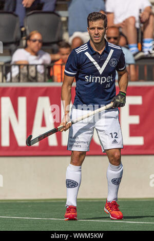 Amstelveen, Paesi Bassi. Xv Sep, 2019. AMSTELVEEN, 15-09-2019, Hoofdklasse Hockey Heren Seizoen 2019-2020. Luogo: Wagener Stadion. Agustin Bugallo durante il gioco AH&BC Amsterdam vs HC Pinoke. Credito: Pro scatti/Alamy Live News Foto Stock