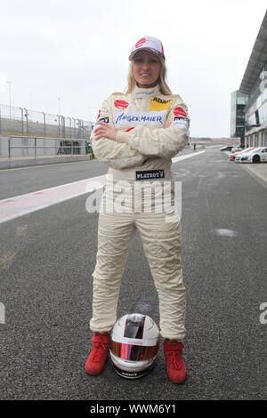 Modello, la Playmate Doreen Seidel racer all'ADAC GT Masters 2013 Oschersleben / Bode Foto Stock