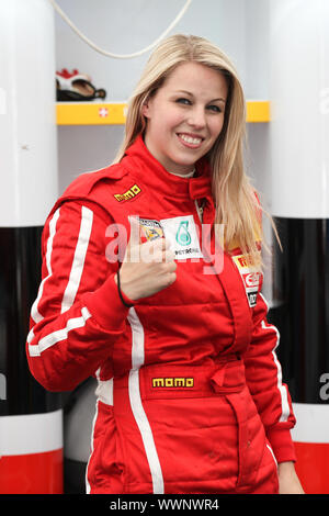 Schweizer Rennfahrerin Maryln Niederhauser (Team Race Performance) ADAC Formel 4 2015 Oschersleben Foto Stock