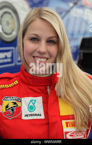 Schweizer Rennfahrerin Maryln Niederhauser (Team Race Performance) ADAC Formel 4 2015 Oschersleben Foto Stock