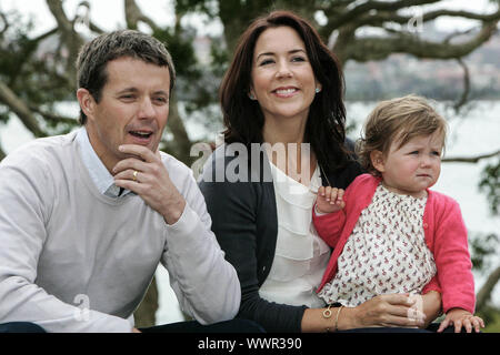 Il principe ereditario Frederik e la Principessa Mary di Danimarca e i loro figli principe cristiano e la Principessa Isabella alla Government House di Sydney - Australia Foto Stock