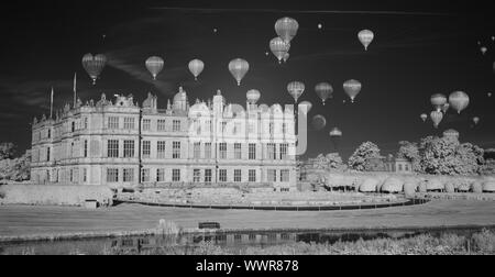 Longleat Safari Park, Warminster, Regno Unito. Il 14 settembre 2019. Il Longleat Sky Safari 2019 balloon festival ha portato in più di 150 mongolfiere provenienti da tutto il mondo, rendendo il più grande pallone annuale festival in Europa. Queste foto sono state scattate con un convertito a infrarossi fotocamera. Questo non è stato creato in post-produzione. Il fotografo è disponibile per rispondere alle vostre domande e preventivi. Contattare 01235 844 690. Credito: Dan Burton foto/Alamy caratteristiche Foto Stock