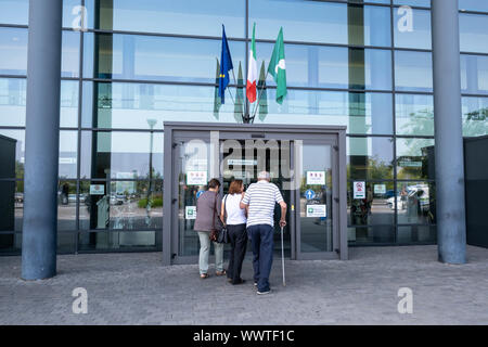 Milano, Italia. Xvi Sep, 2019. VIMERCATE donna muore in ospedale a Vimercate, lei pensa di una errata trasfusione di sangue. Credit: Indipendente Photo Agency Srl/Alamy Live News Foto Stock