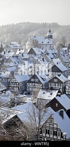 Alter Flecken, la storica città vecchia in inverno, Freudenberg Siegerland, Germania Foto Stock