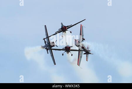 Hechtel, Belgio. Xv Sep, 2019. Il Royal Jordanian Falcons aerobatic team esegue presso l'International Sanicole Airshow in Hechtel, Belgio, Sett. 15, 2019. Credito: Wang Xiaojun/Xinhua/Alamy Live News Foto Stock