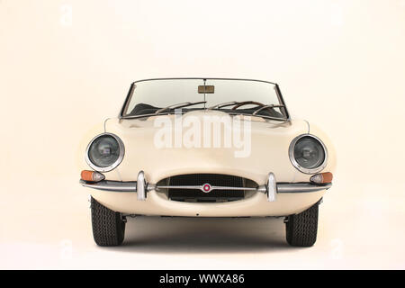 1964 Jaguar E tipo Serie 1 Coupé drophead. Foto Stock