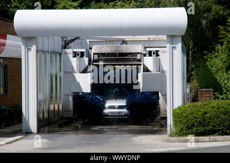 2011 automatizzato di autolavaggio. Foto Stock