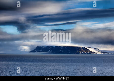 Mesa (Altopiano) in Oceano Artico Foto Stock