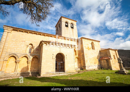 San Esteban chiesa in Moradillo de villaggio di sedano, regione Paramos, Burgos, Spagna Foto Stock