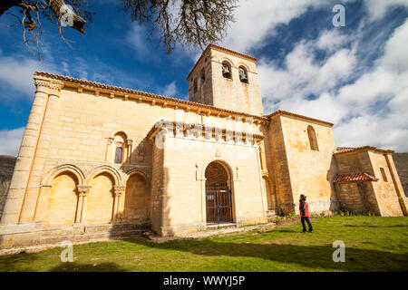 San Esteban chiesa in Moradillo de villaggio di sedano, regione Paramos, Burgos, Spagna Foto Stock