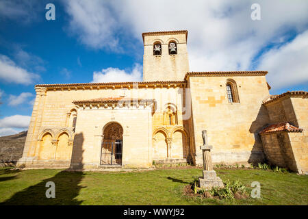 San Esteban chiesa in Moradillo de villaggio di sedano, regione Paramos, Burgos, Spagna Foto Stock