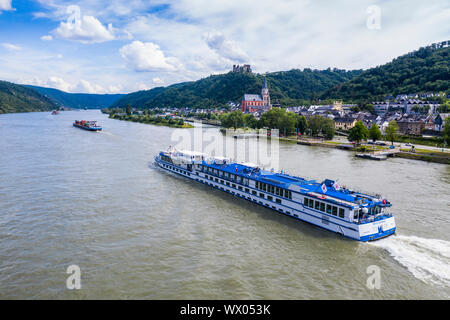 La nave di crociera sul Reno a St. Goar (Sankt Goar), il Sito Patrimonio Mondiale dell'UNESCO, valle del medio Reno, Renania-Palatinato, Germania, Europa Foto Stock