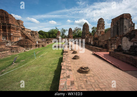 Wat Mahathat Ayutthaya, patrimonio mondiale Unesco antico tempio buddista rovina in Ayutthaya Thailandia. Foto Stock