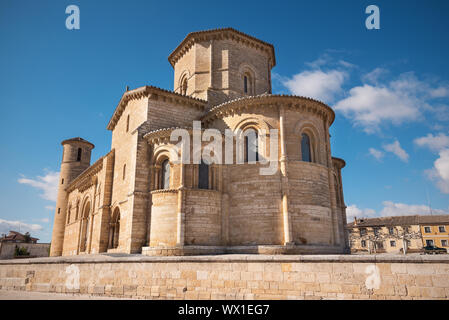 Famosa chiesa romanica di San Martin de Tours in Fromista, Palencia, Spagna. Foto Stock