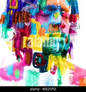 Paintography. La doppia esposizione fotografia portrait miscelato con disegnati a mano con verniciatura spazzolata texture su sfondo bianco Foto Stock