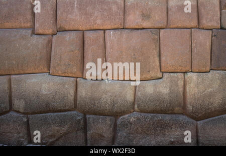 Inca antico muro di pietra nella città di Cusco, Perù Foto Stock