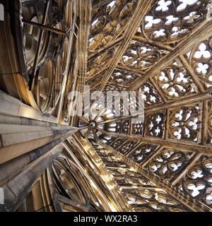 La cattedrale di Colonia, visualizzare nella parte superiore di una torre di Colonia, nella Renania settentrionale-Vestfalia, Germania, Europa Foto Stock