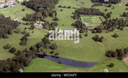 Vista aerea di Denton Hall di Denton Park Station Wagon, Ilkley, Yorkshire, Regno Unito Foto Stock