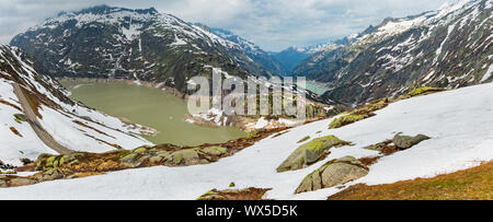 Il Passo del Grimsel estate paesaggio con lago (Svizzera). Foto Stock