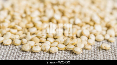 Close up foto macro di quinoa semi. Foto Stock