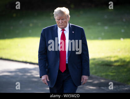 Washington DC, Stati Uniti d'America. Xvi Sep, 2019. Presidente Donald Trump si diparte la Casa Bianca per un viaggio in New Mexico e California, Washington, DC il lunedì, 16 settembre 2019. Credito: UPI/Alamy Live News Foto Stock
