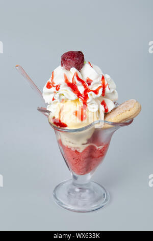 Gelato con torta Foto Stock