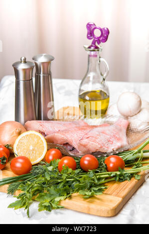 Freschi filetto di branzino Foto Stock