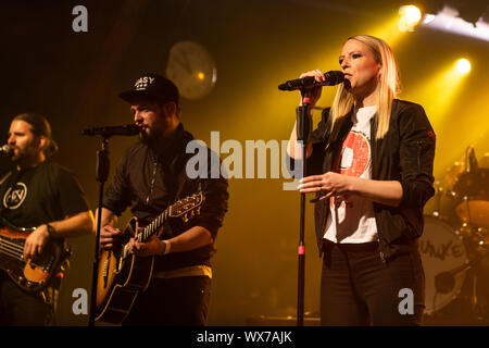 Il dialetto svizzero Halunke band live in Schüür Lucerna Foto Stock