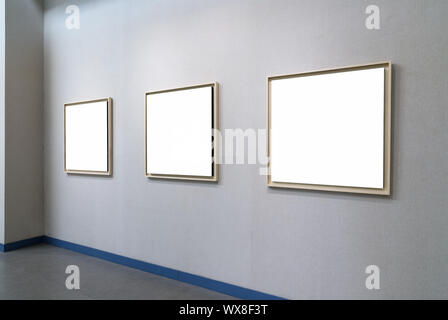 Fustellato cornici sulla parete espositiva Foto Stock